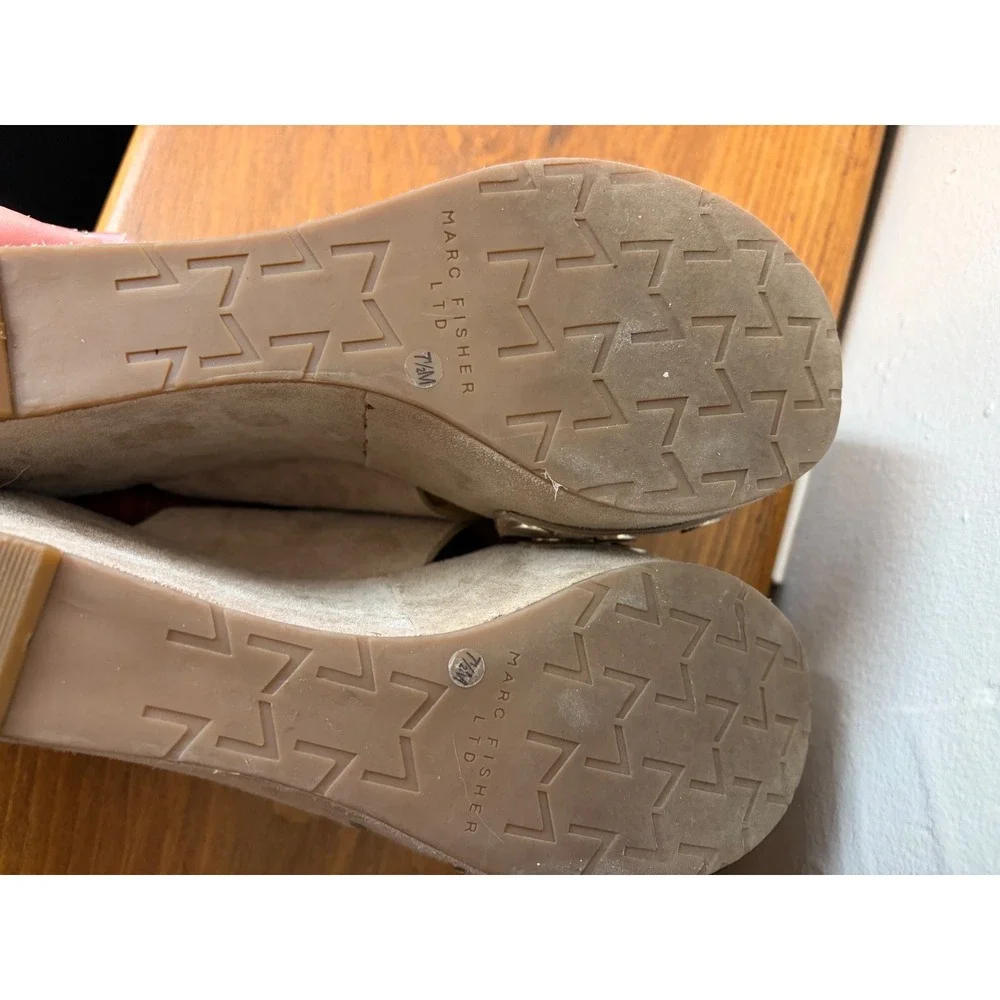 Marc Fisher LTD Adalyn Tan Suede Platform Wedge Slingback Sandals Studded 7.5M